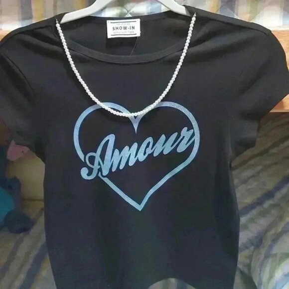 Black Tshirtcutest - Picture 1 of 6